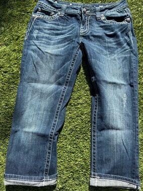 Miss Me, Blue Washed Denim Capri Jeans - Classic Casual Fit